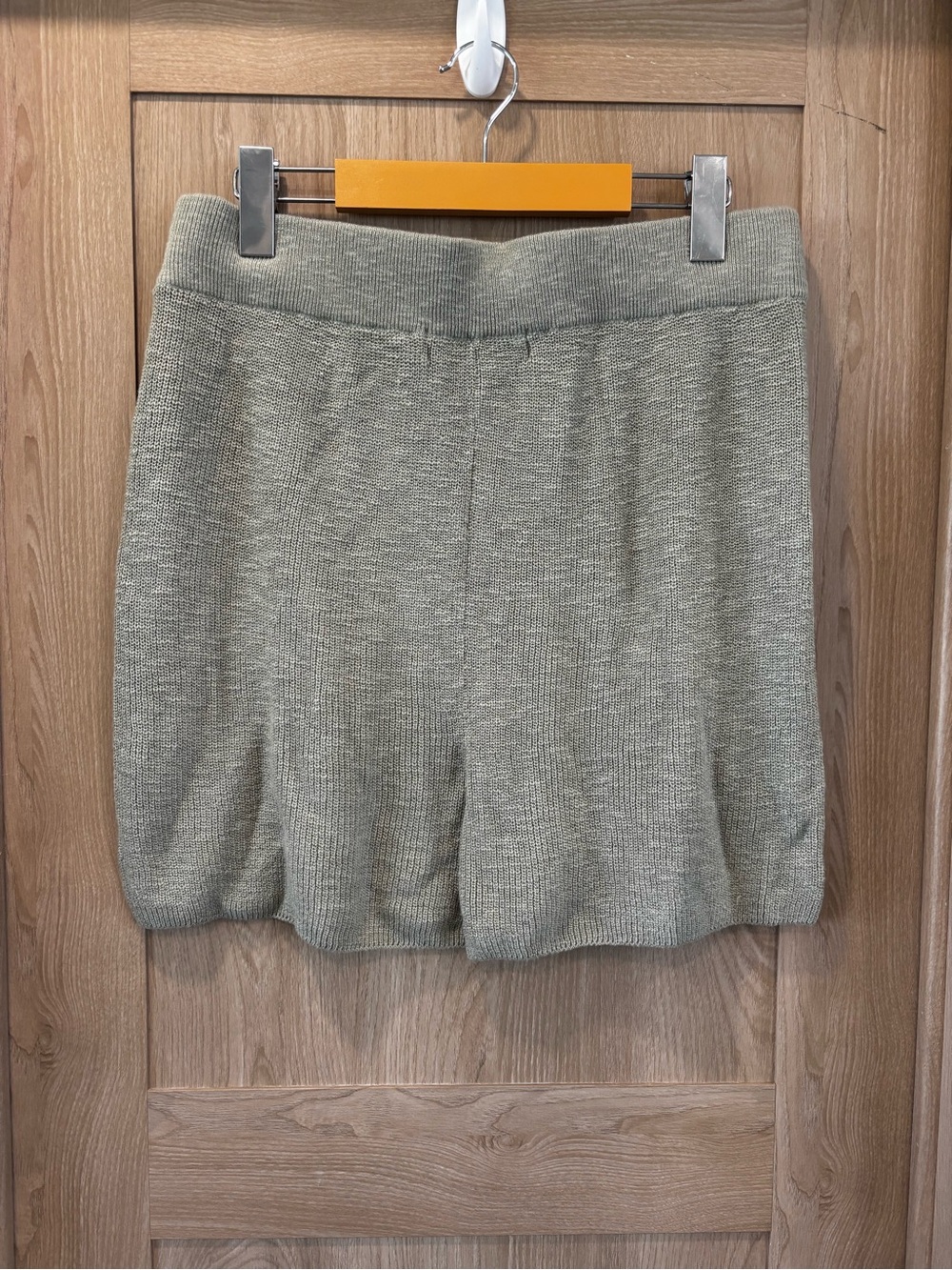Free People Beach Knit Shorts Size XL Sage Green - Picture 3 of 3